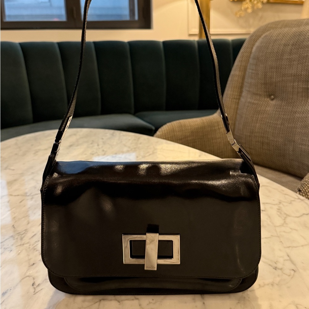 GUCCI Black Calfskin Shoulder Bag, Silver Hardware, Tom Ford Era - Picture 2 of 9